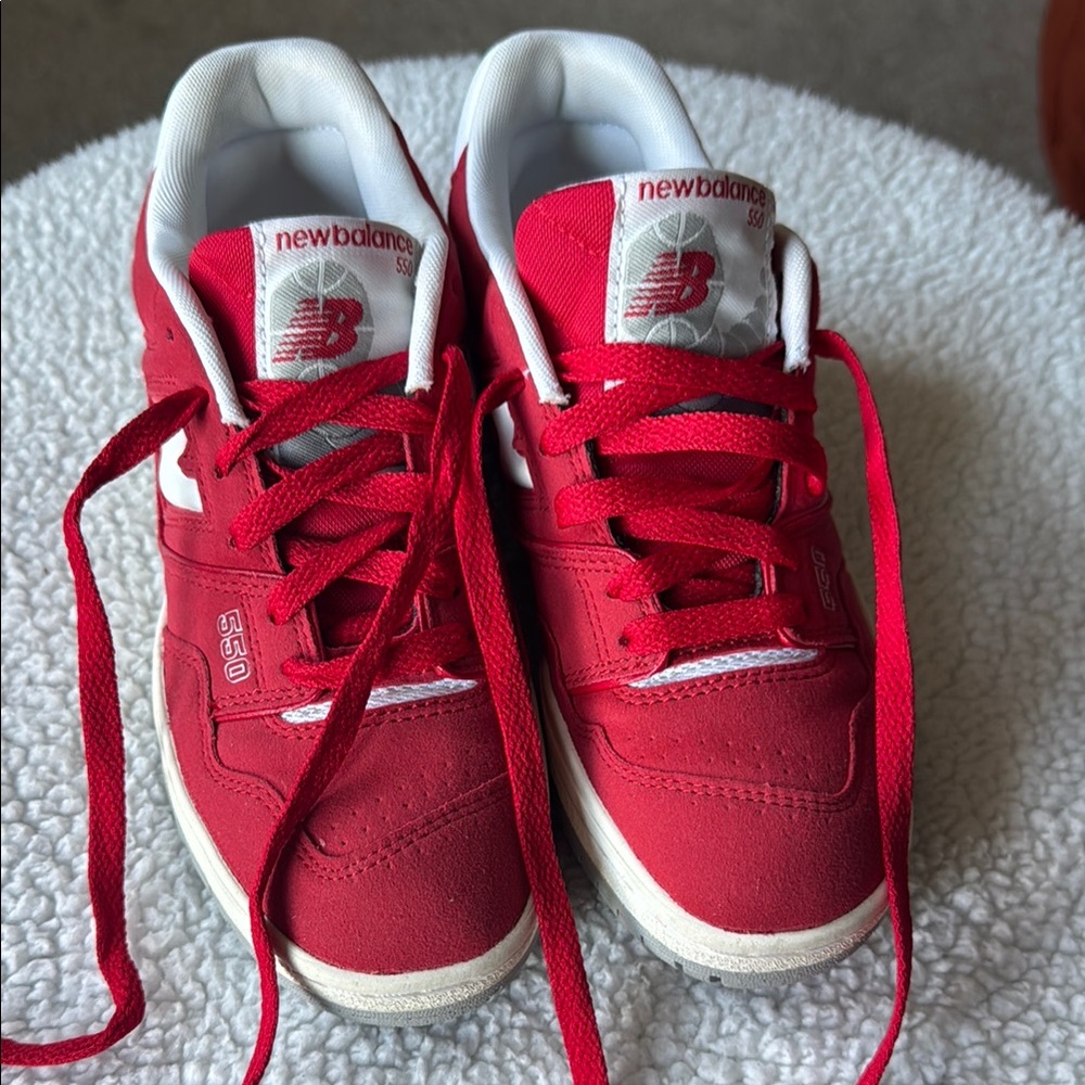 New Balance Red Sneakers Classic Low-Top Design